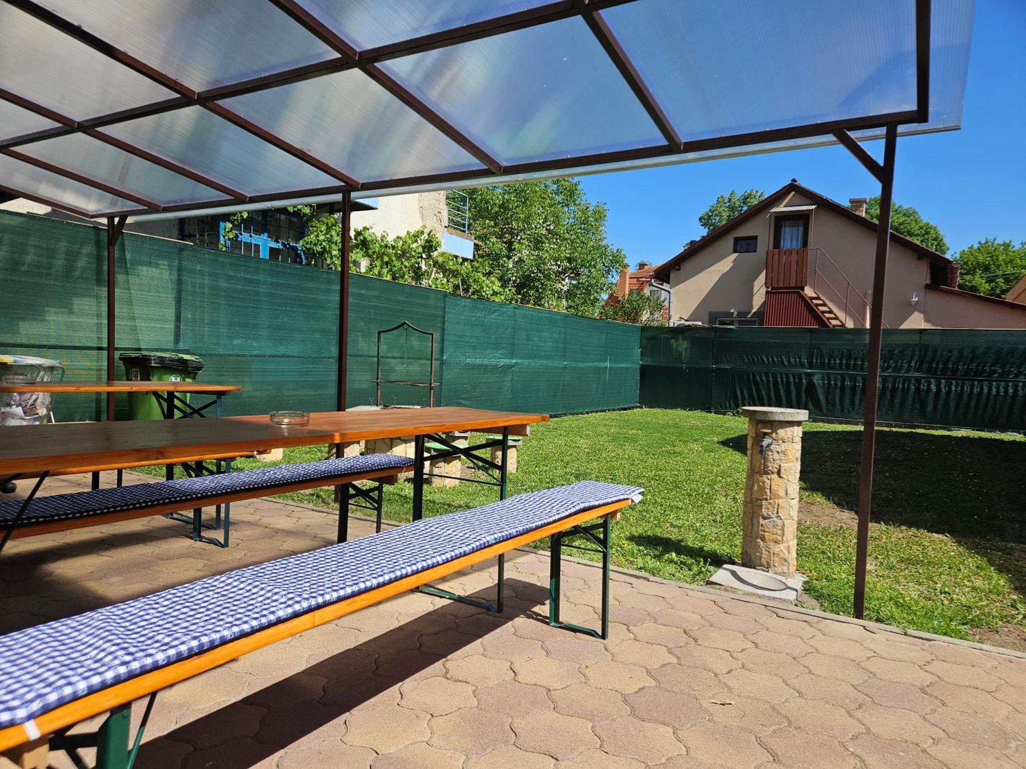 Ada 2 Apartmanhaz Hajduszoboszlo Exterior photo